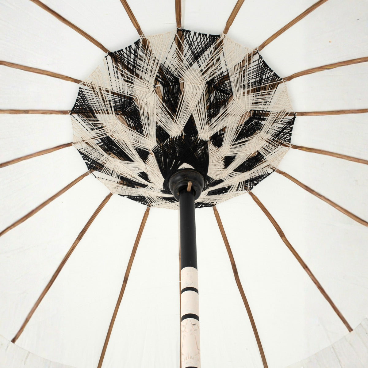 Parasol Flavie Bois/Coton Écru/Noir J-Line