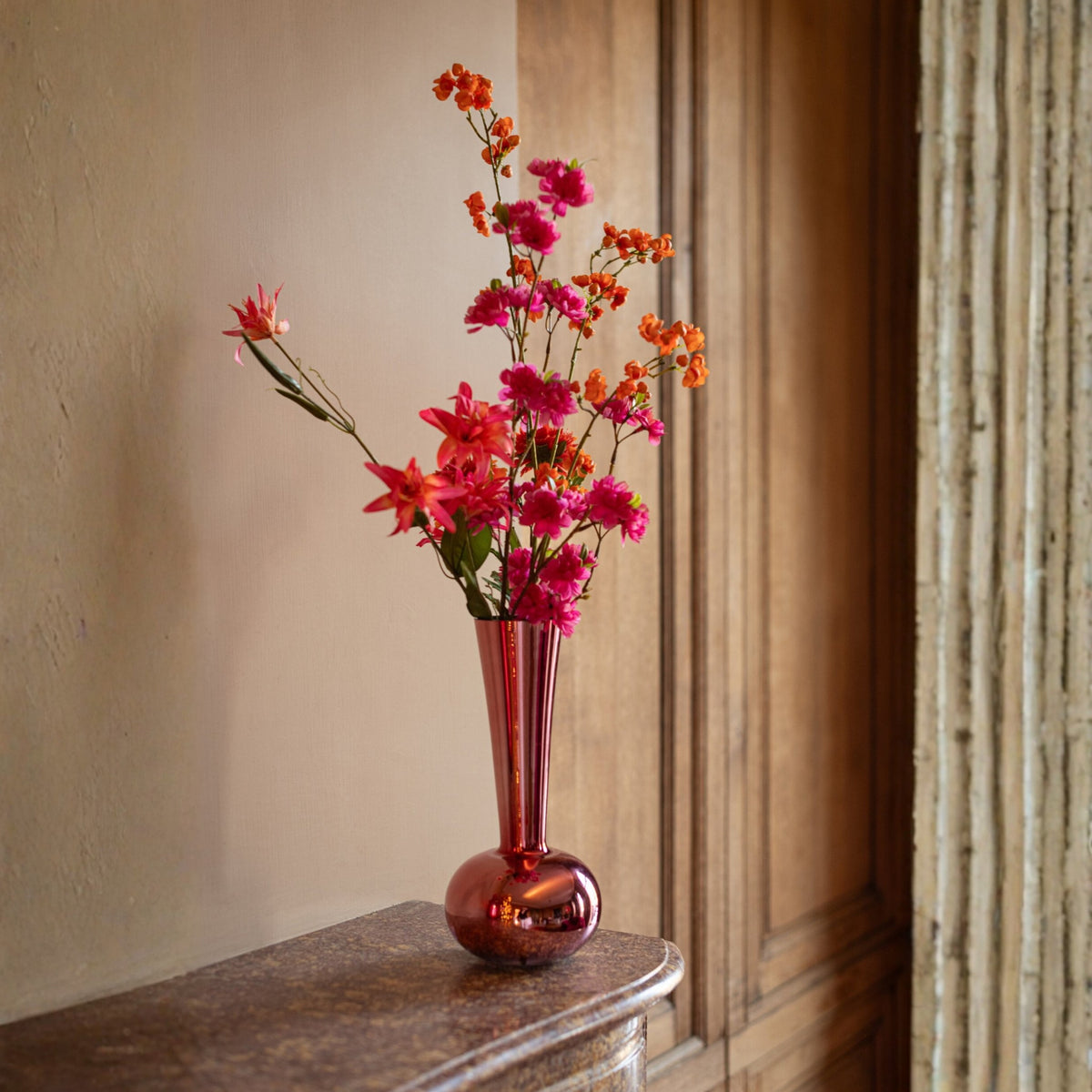 Vase en verre rose J-Line