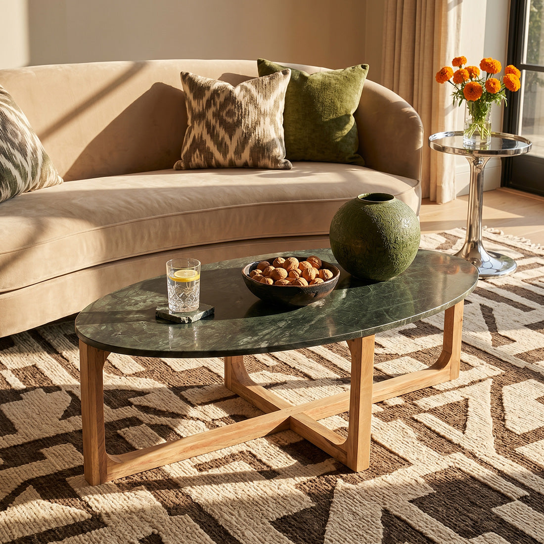 Table basse ovale en marbre vert Raw Materials