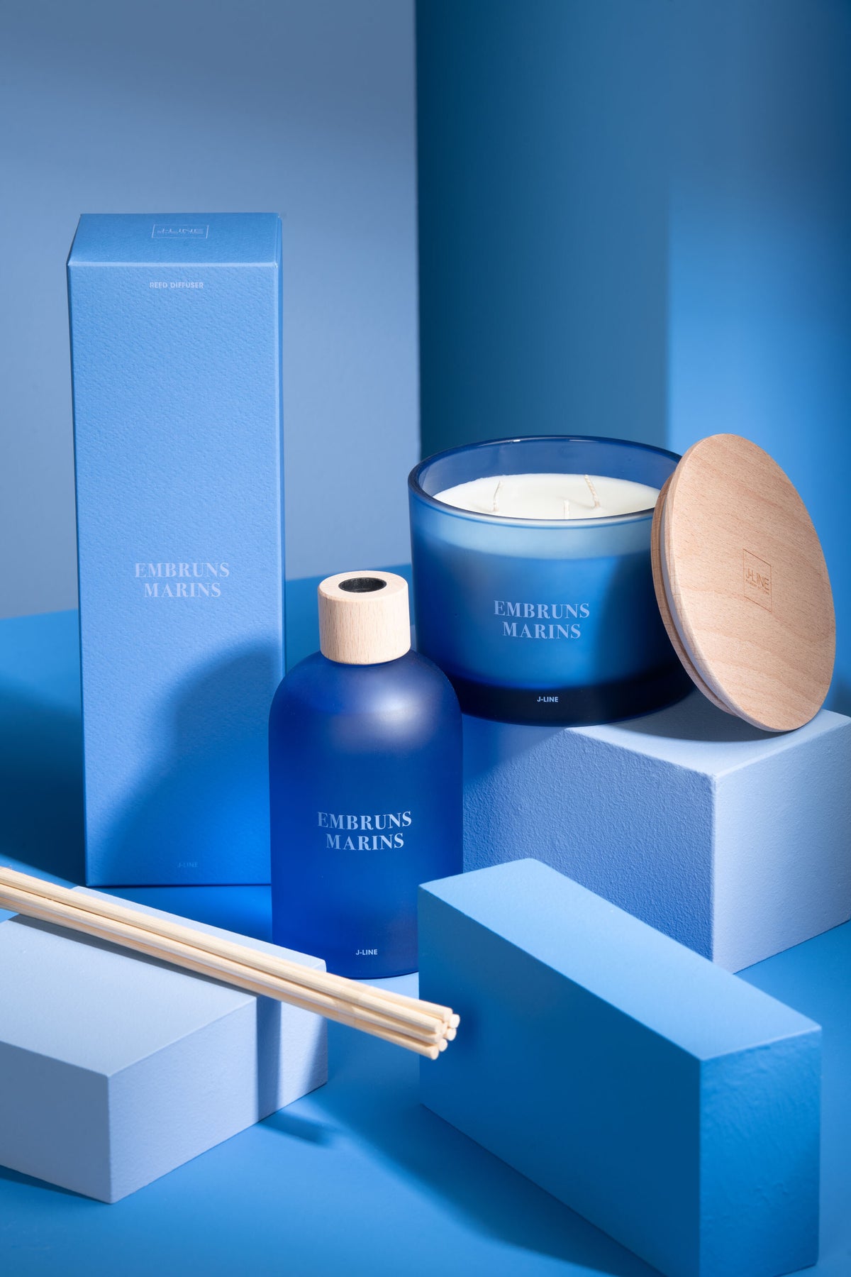 Geurkaars Accords Essentiels Embruns Marins 28 Uur - Geurkaars - J-Line - livinglovely.nl