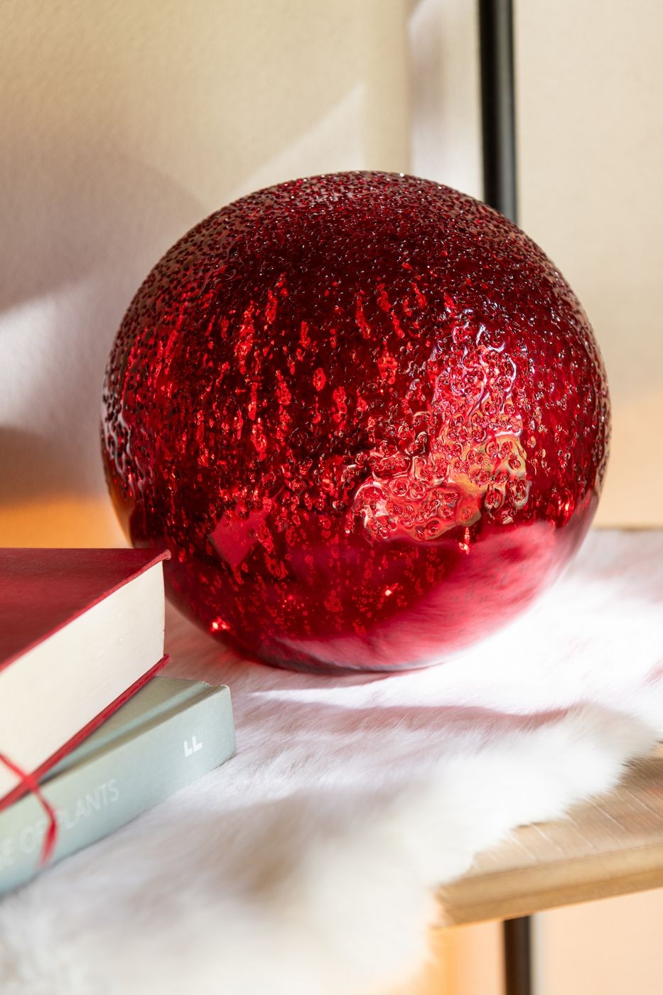 Boule LED en verre craquelé rouge de Noël, lot de 2 J-Line