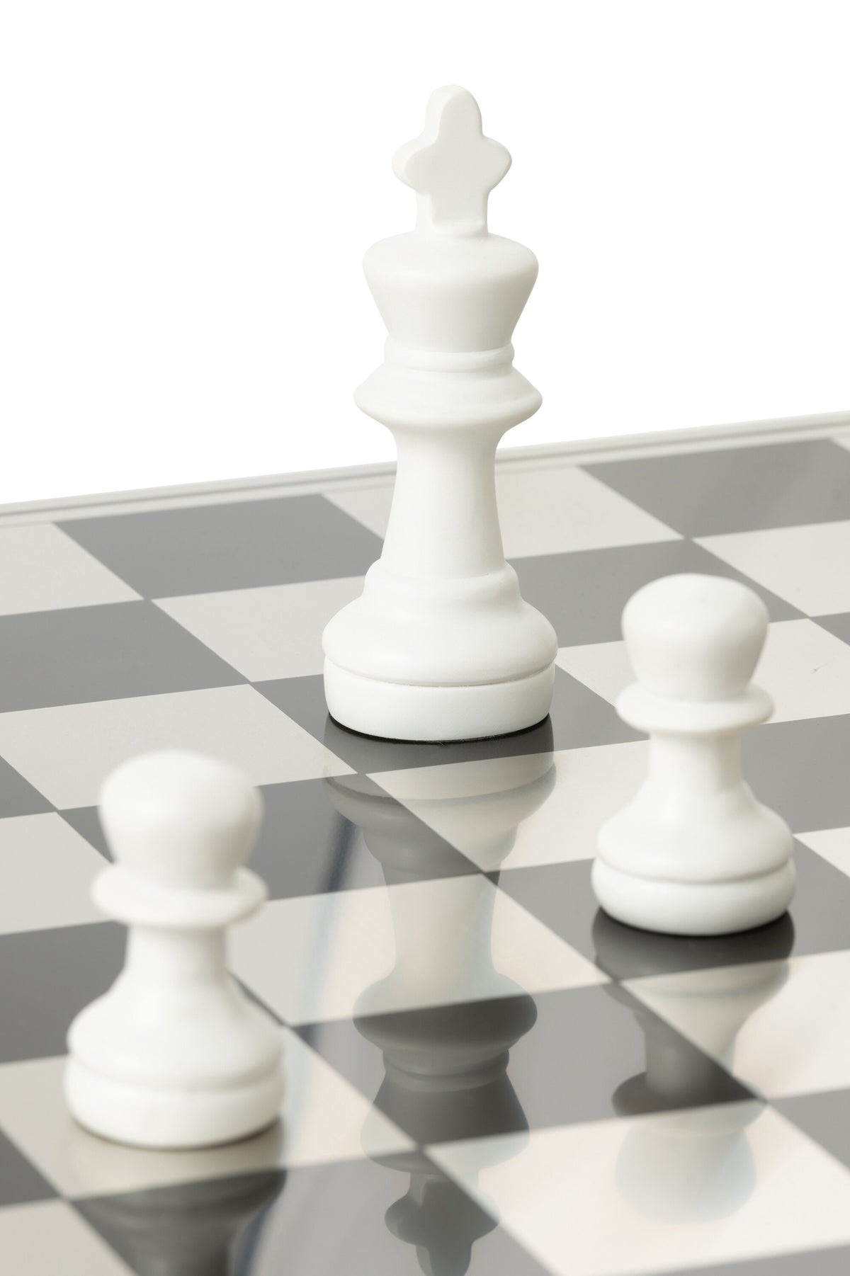 Jeu d’échecs Plateay en polyrésine blanc/doré J-Line