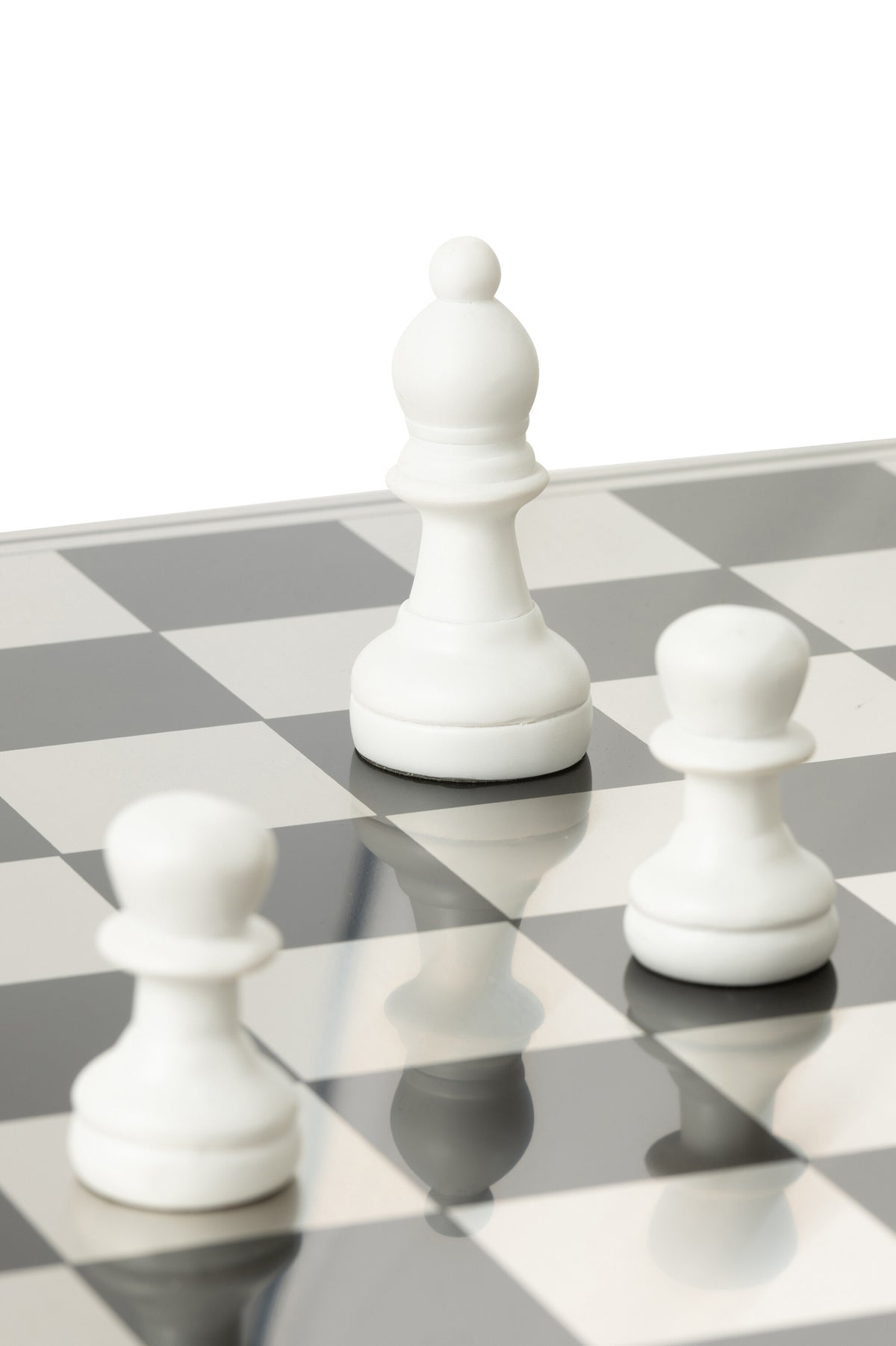Jeu d’échecs Plateay en polyrésine blanc/doré J-Line