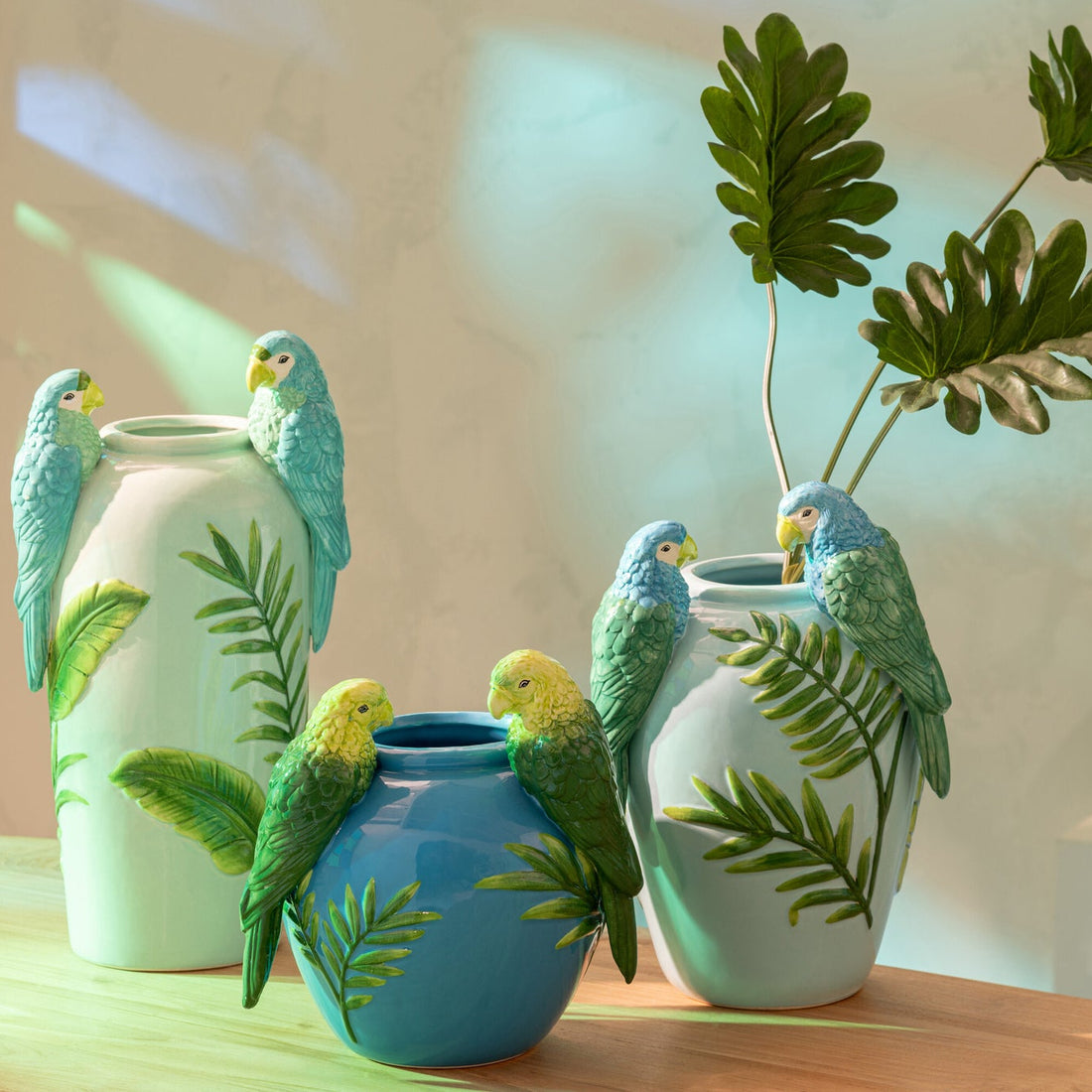 Vase Perroquets Céramique Vert/Bleu Moyen J-Line