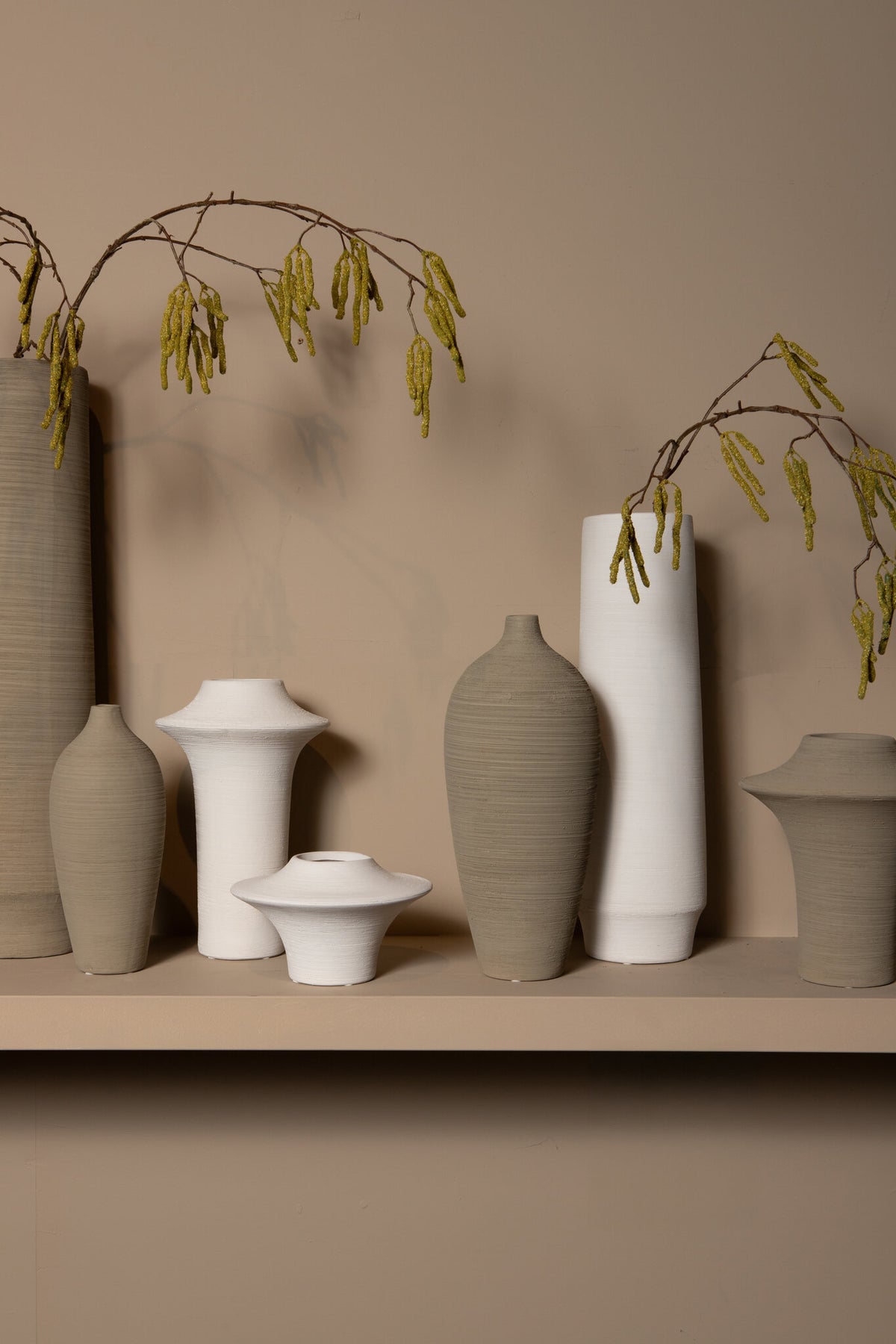 Vase bouteille Cavinn Céramique Beige Ø18cm x H44cm PTMD