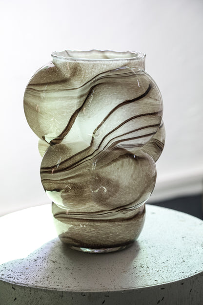 Arenda Vase Solide en Verre Crème Finition Marbre Ampoules Grandes PTMD