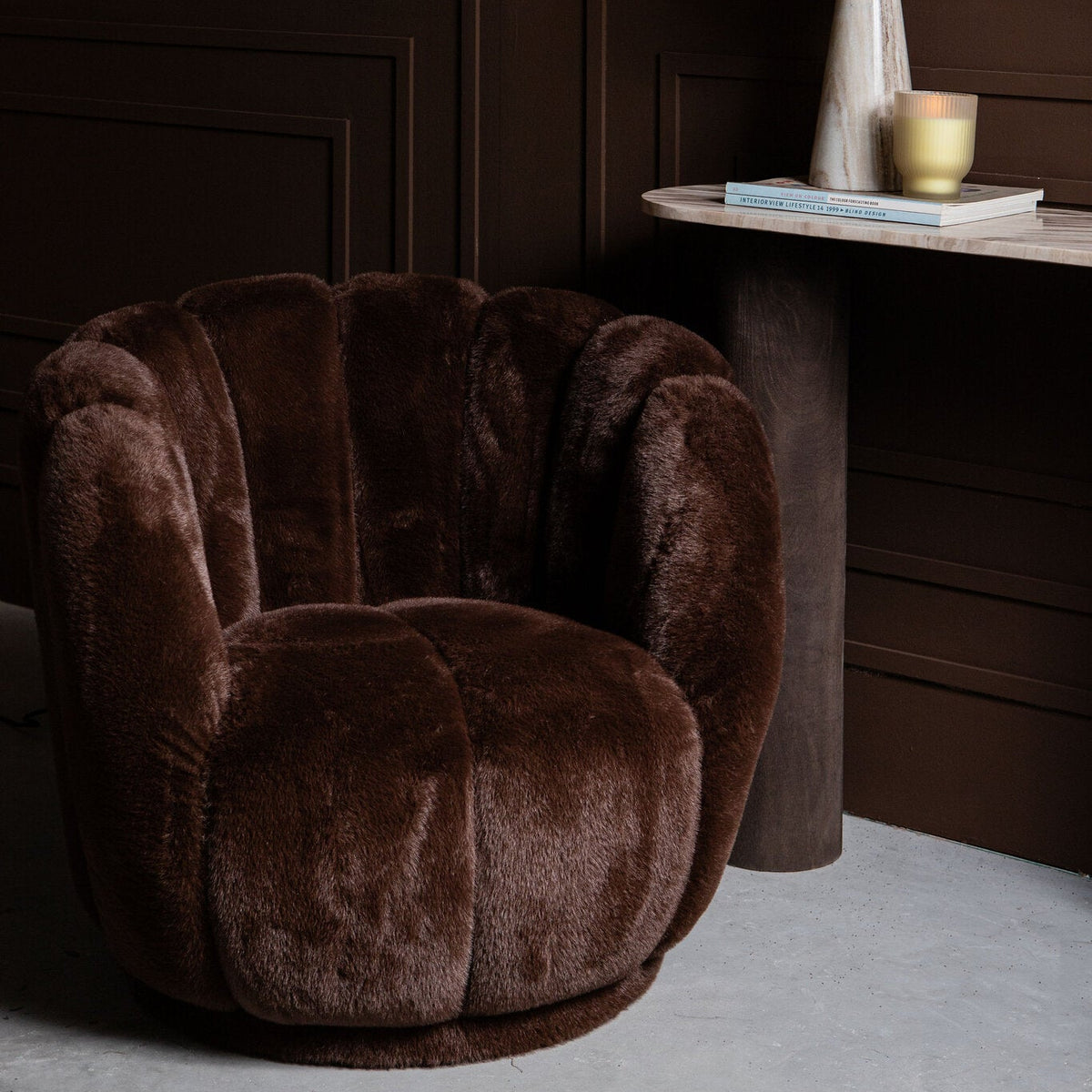 Fauteuil Furia marron foncé en fourrure PTMD