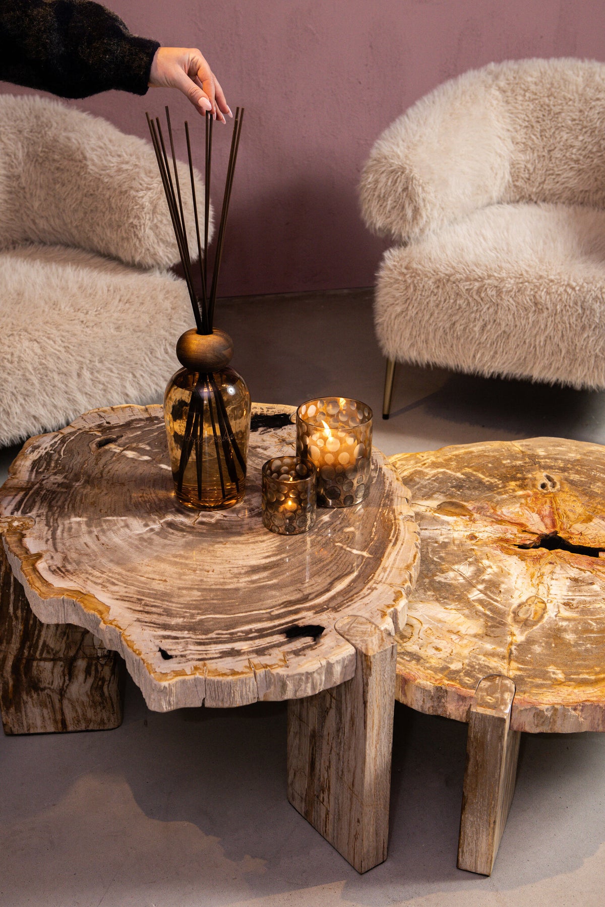 Table basse Kayo Bois pétrifié naturel 3 pieds Basse PTMD