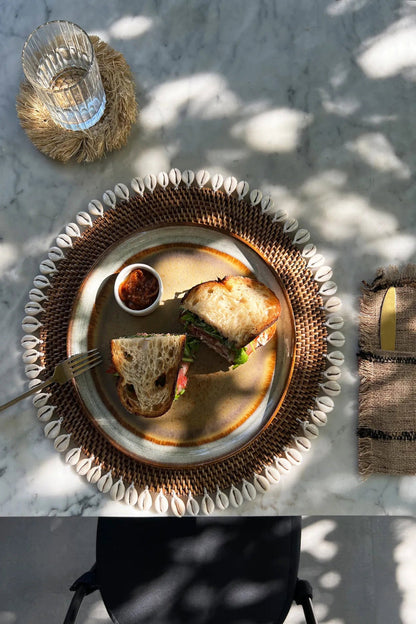 Le set de table Colonial Shell marron naturel Bazar Bizar