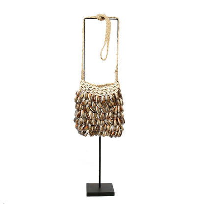 Le Shell Purse sur pied