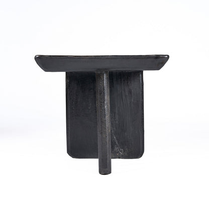 La table basse Obsidian noire Bazar Bizar