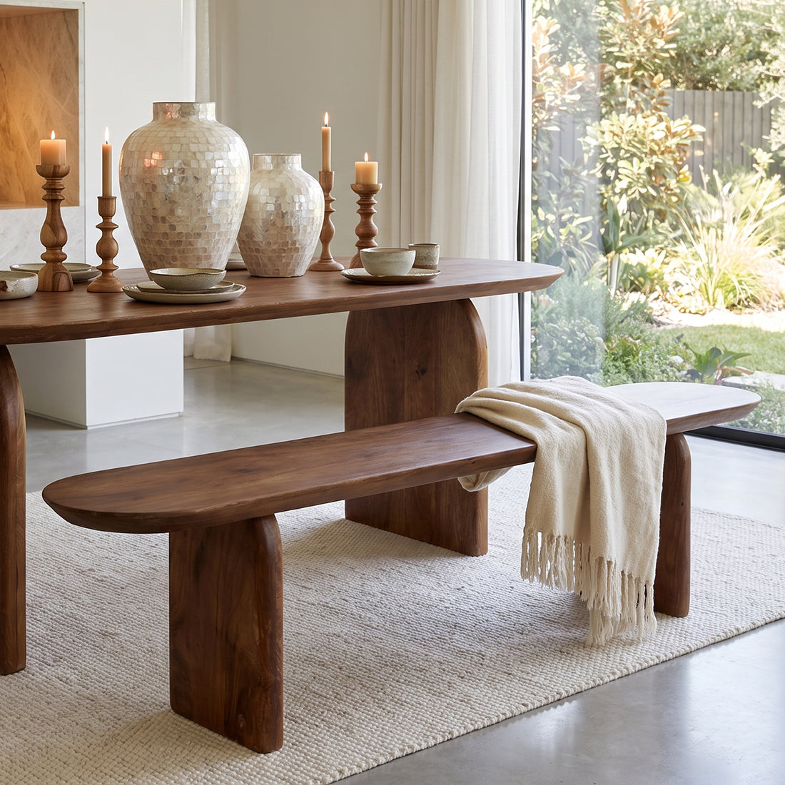 Banc de salle à manger Bullnose en bois de manguier brun 180 cm Raw Materials