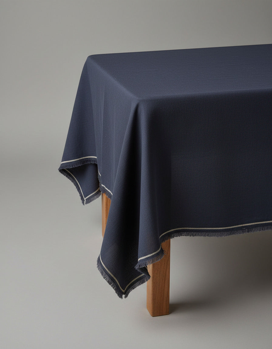 La nappe Tuscany - Noir Naturel - 150x300 Bazar Bizar