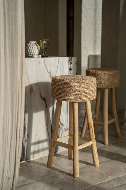 Le tabouret de bar en raphia Bazar Bizar