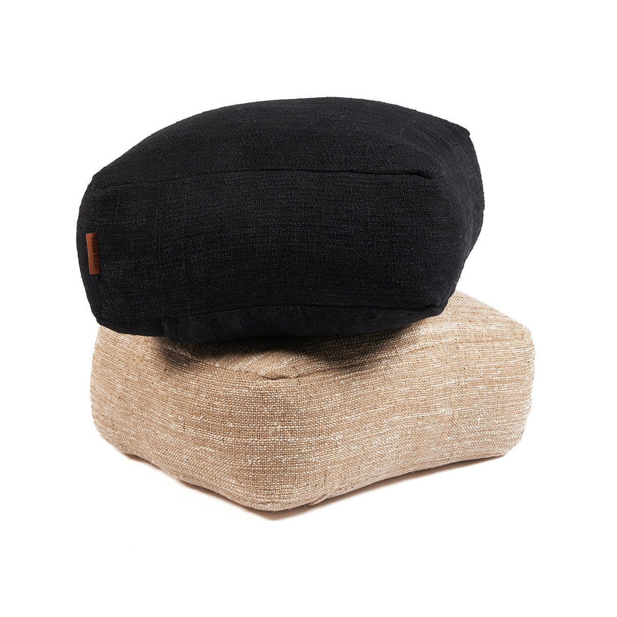 Le pouf Comfy noir Bazar Bizar