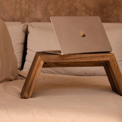 La table pour ordinateur Ashley Cocoon Naturel Bazar Bizarre