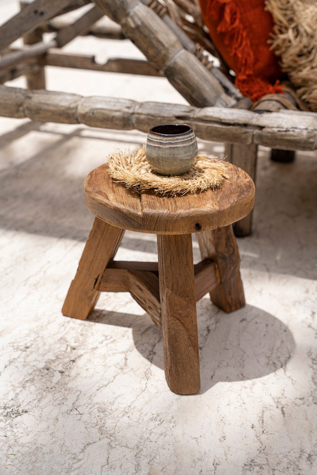 Le tabouret Yatai Natural Medium Bazar Bizar