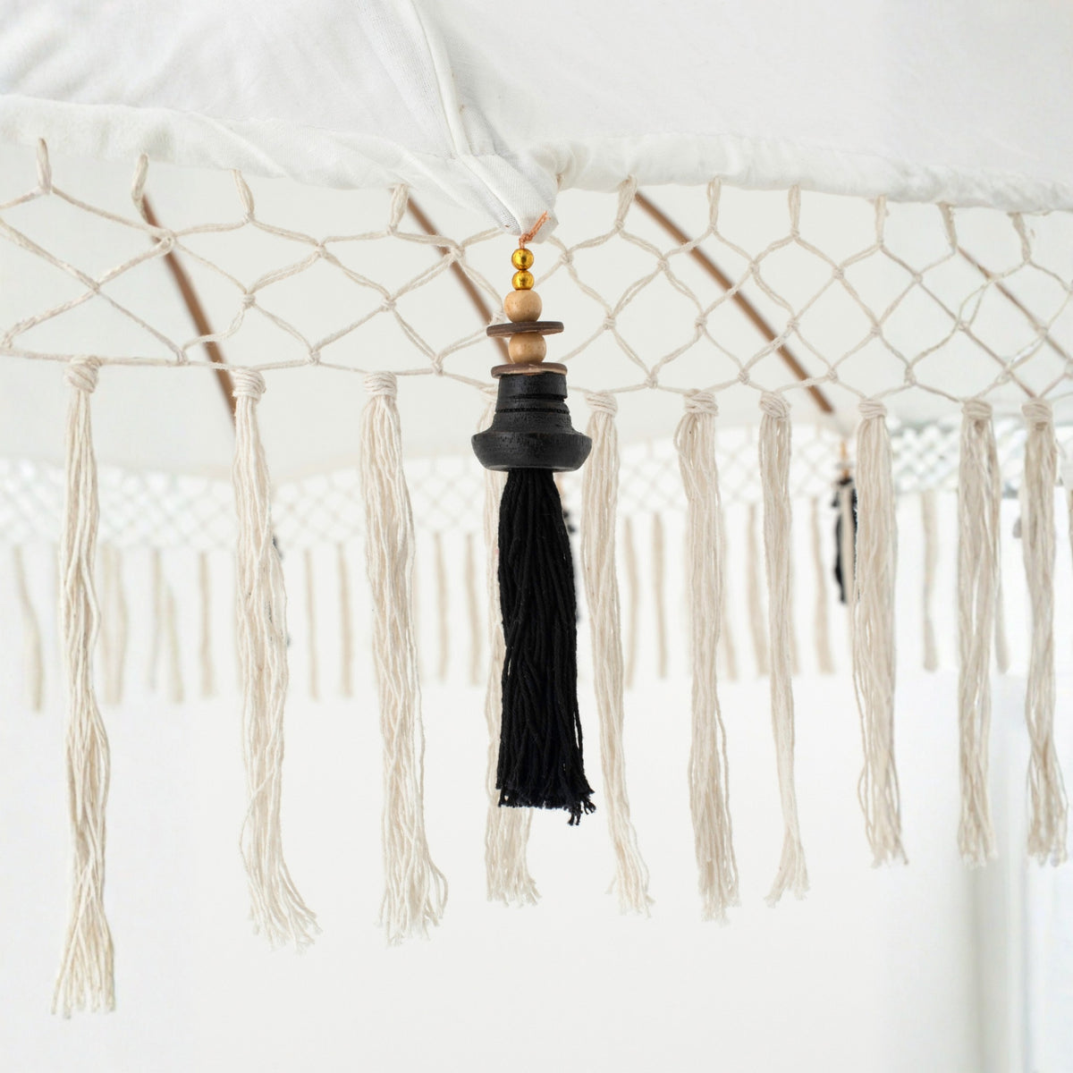 Parasol Flavie Bois/Coton Écru/Noir J-Line