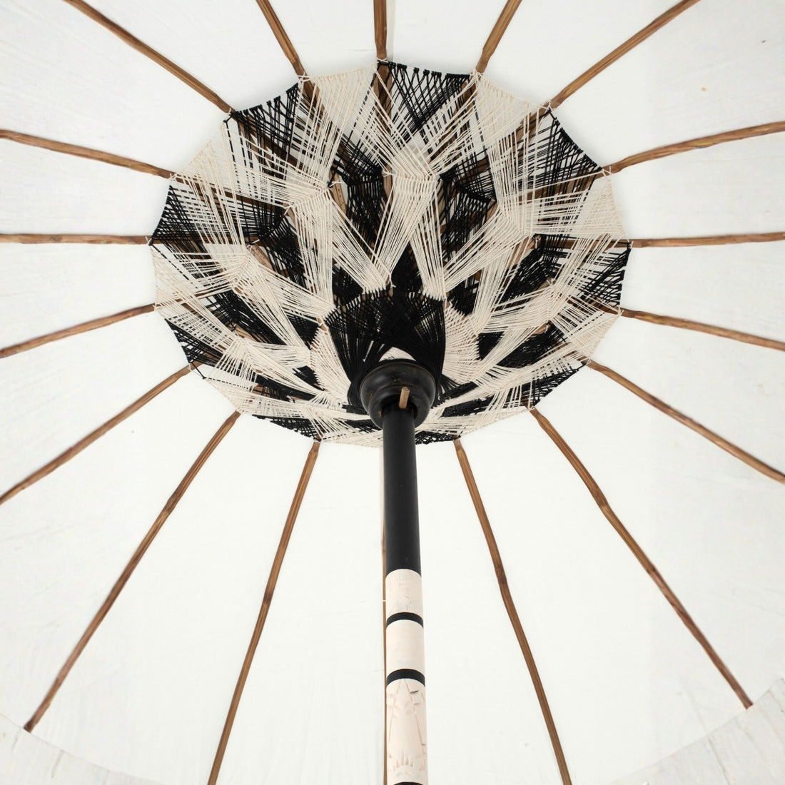Parasol Flavie Bois/Coton Écru/Noir J-Line