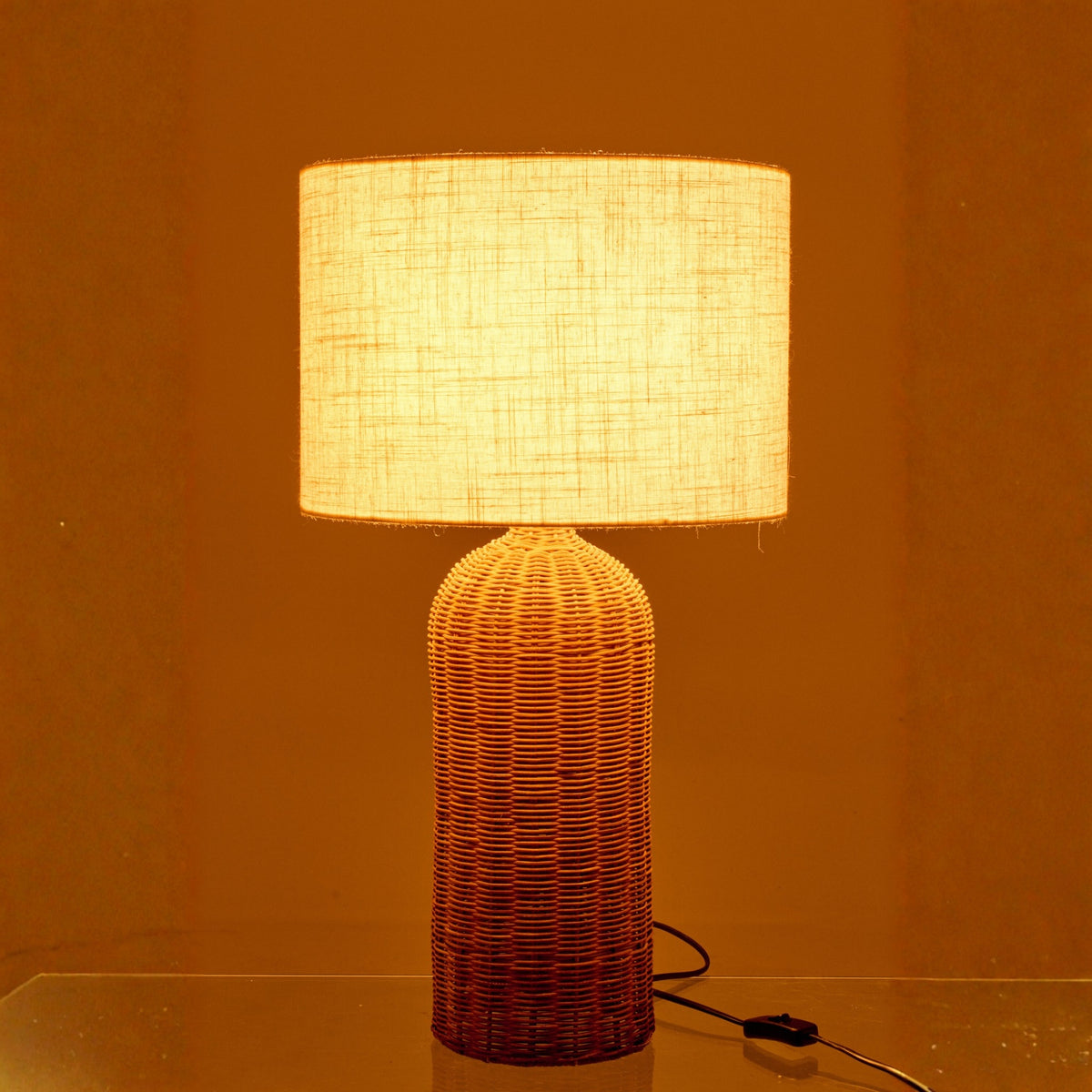 Lampe de table cylindrique en métal naturel/écru, petite, J-Line