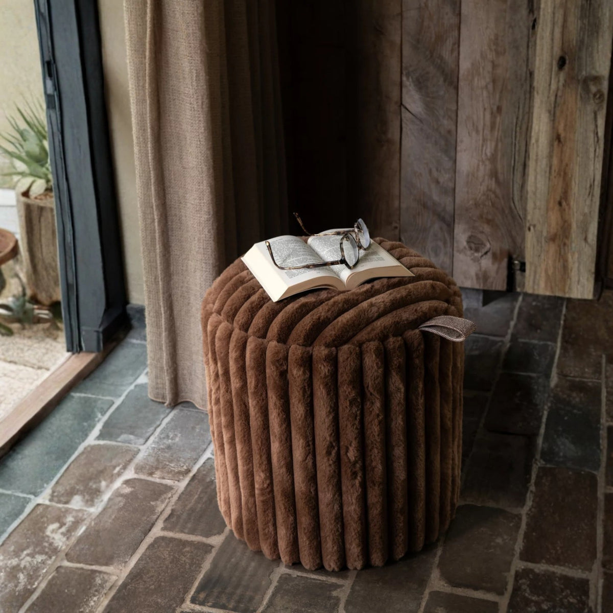 Pouf + couvercle côtelé en MDF marron J-Line