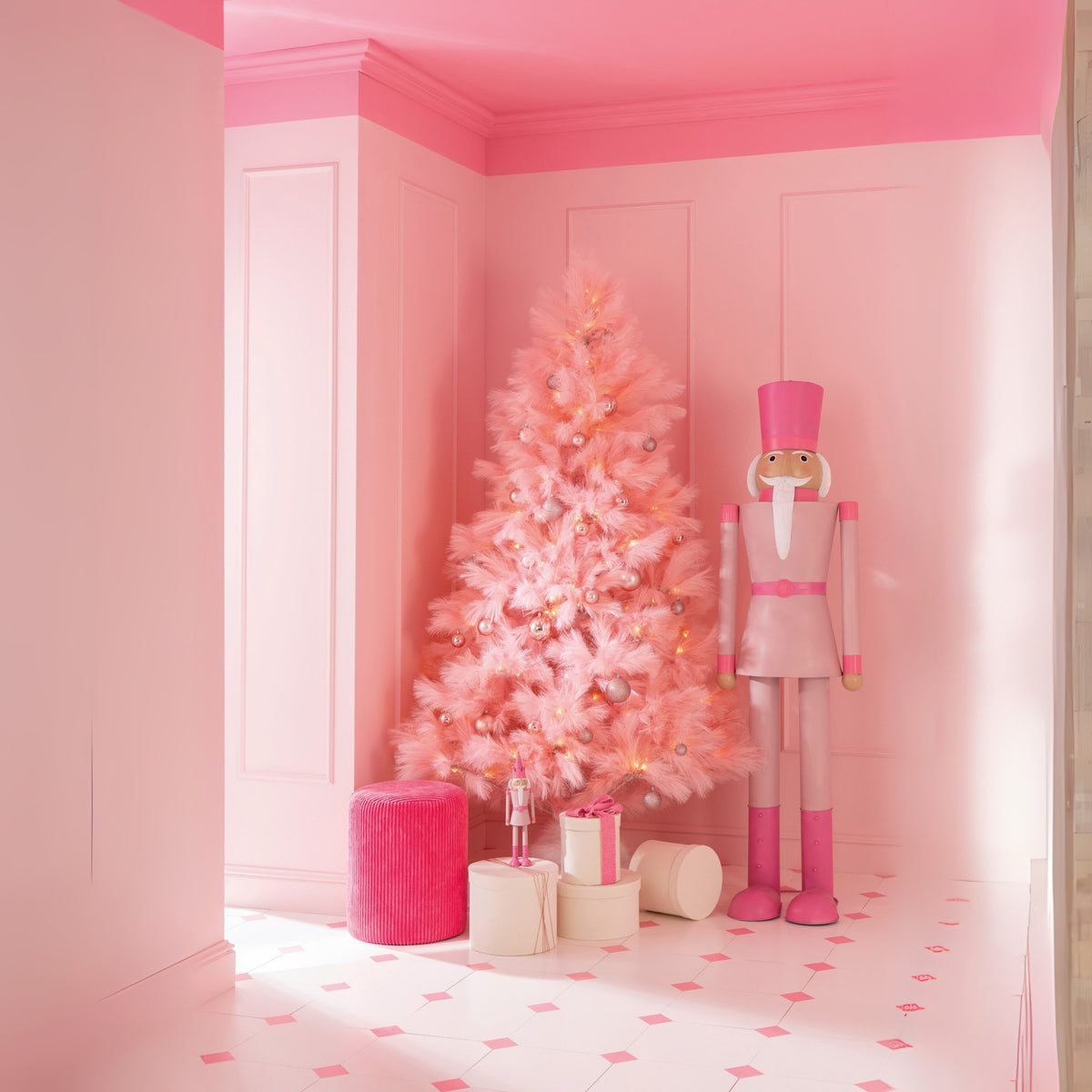 Sapin de Noël Artificiel PVC Rose Large H210cm J-Line