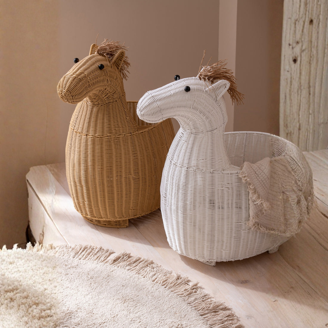 Panier Cheval Plastique Naturel J-Line