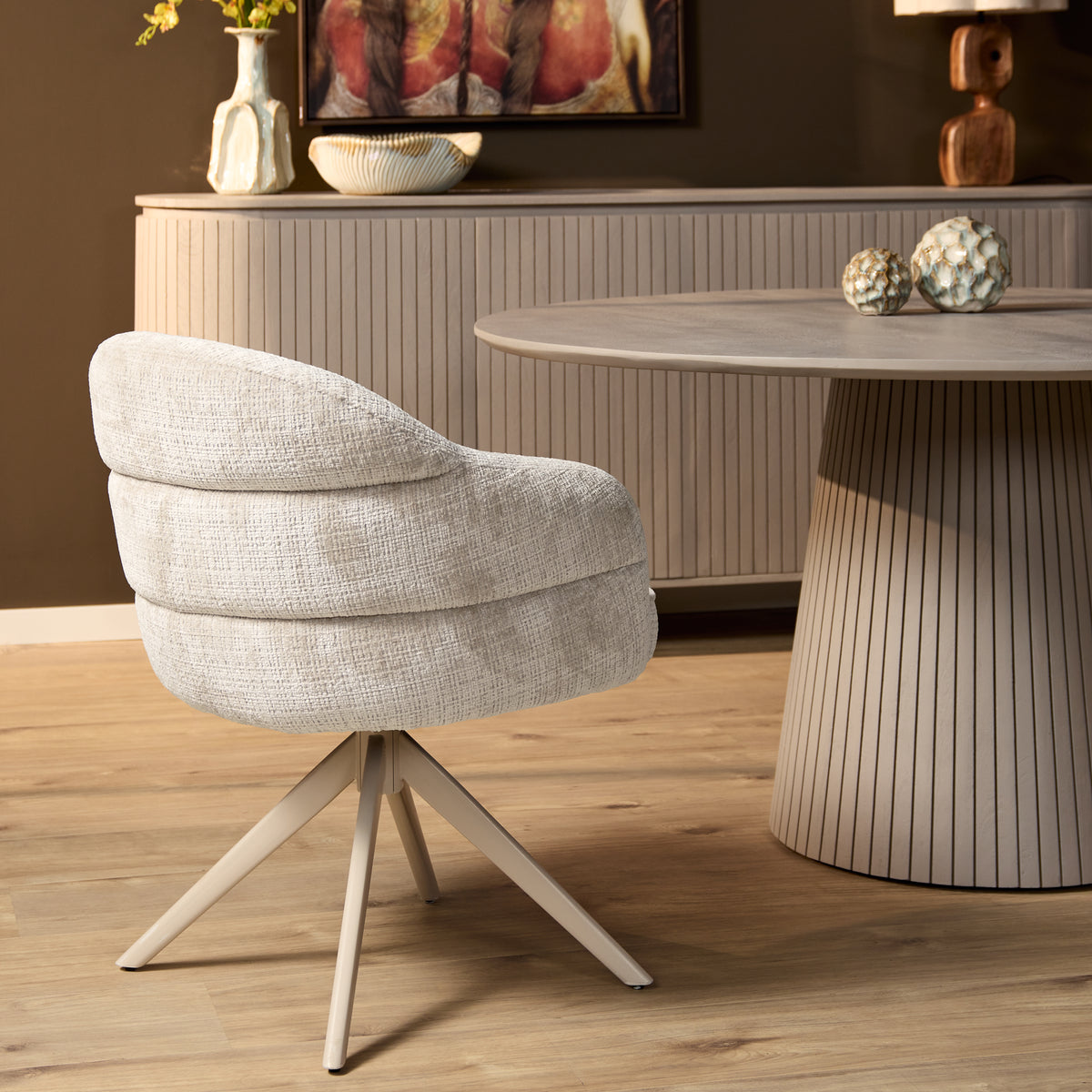 Chaise de salle à manger Bella en tissu blanc cassé avec accoudoirs Starfurn