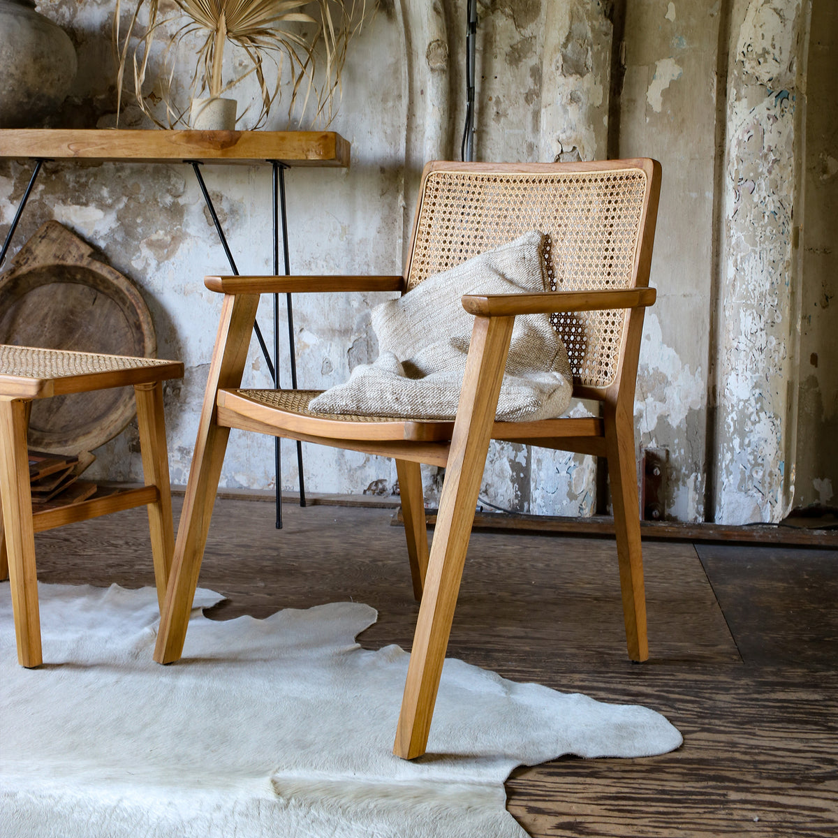 Lot de 2 chaises de salle à manger Nova en teck Raw Materials
