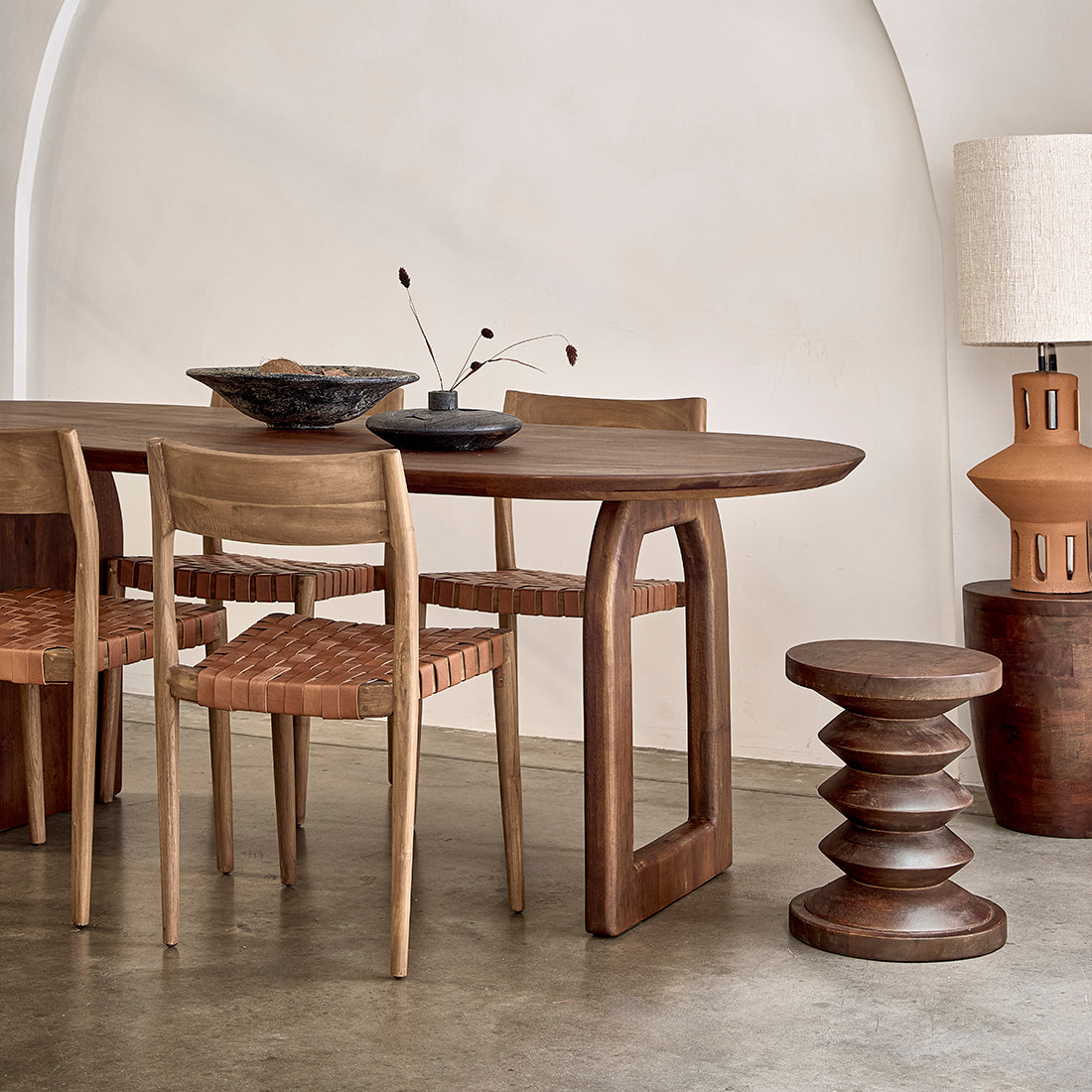 Table à manger Bullnose Mix marron 240 cm Raw Materials