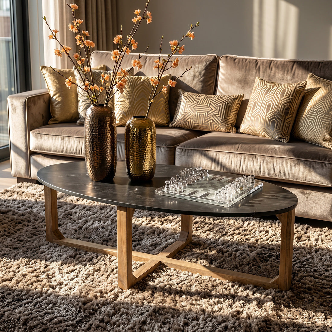 Table basse ovale en marbre noir Raw Materials