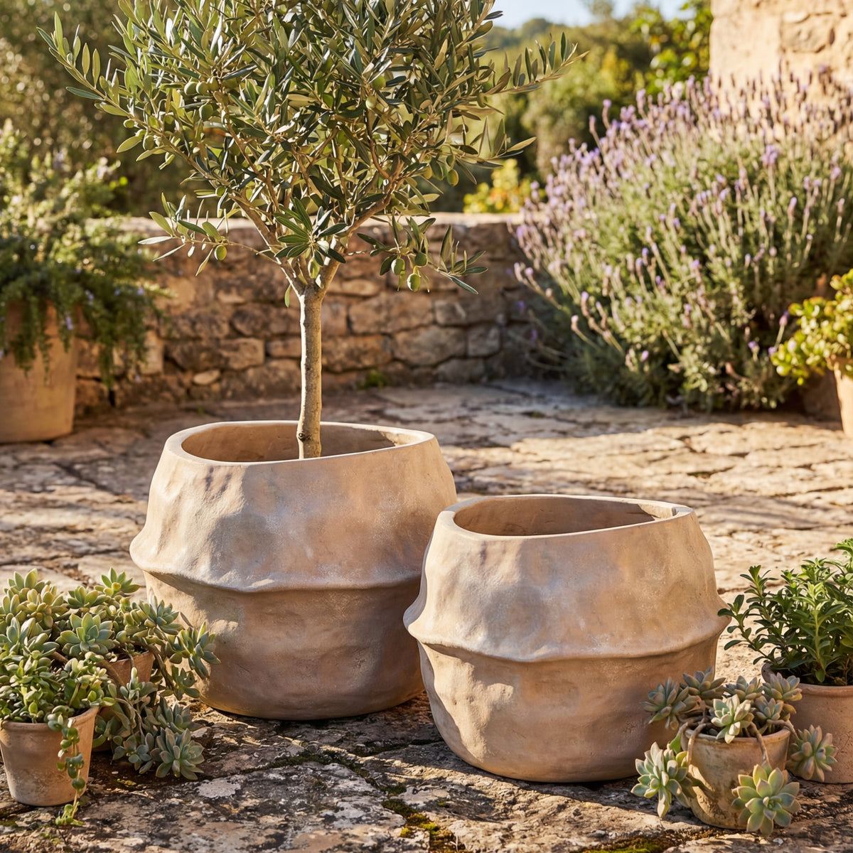 Lot de 2 pots de fleurs en terre cuite Kendra PTMD