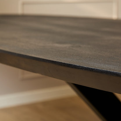 Zwarte eettafel Brandy van Starfurn, 160 cm lang en 90 cm breed