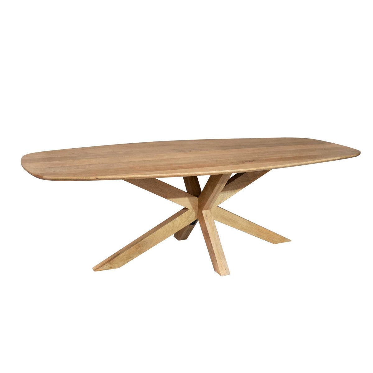Eettafel Nina van Starfurn schuin van opzij, zicht op het Deens ovale blad