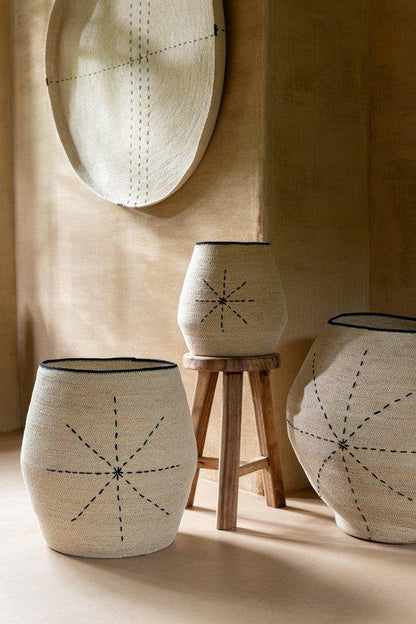 Mand Ster Stippellijnen Zeegras Naturel/Zwart Set van 3 - Mand - J-Line - livinglovely.nl