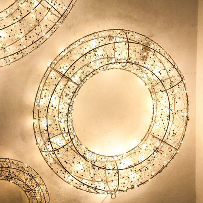Misk Kerstboom LED Goud XL van PTMD, detail van verlichte kransen met kraaltjes