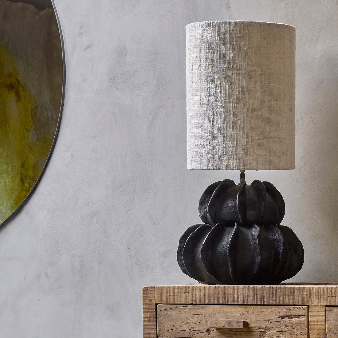 Lampe de table Terra Carambole noire Raw Materials
