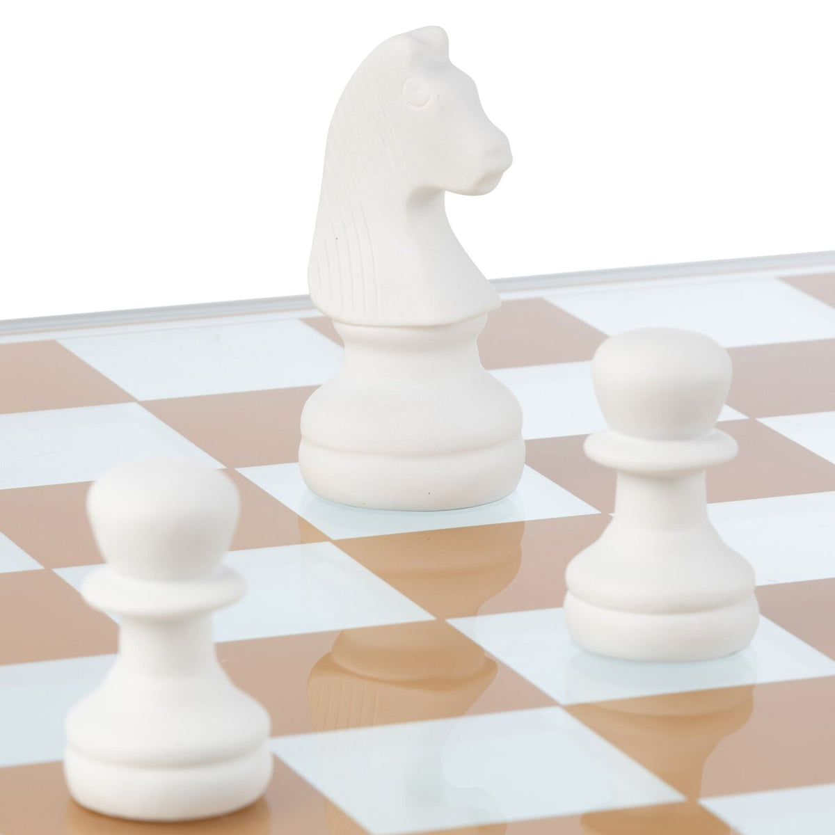 Jeu d’échecs en verre et polyrésine multicolore J-Line