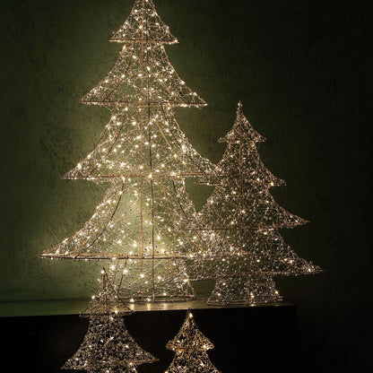 Set Van 3 Misk LED Kerstbomen Goud Met Kralen van PTMD, verlichte kerstbomen met kraaltjes in een donkere kamer