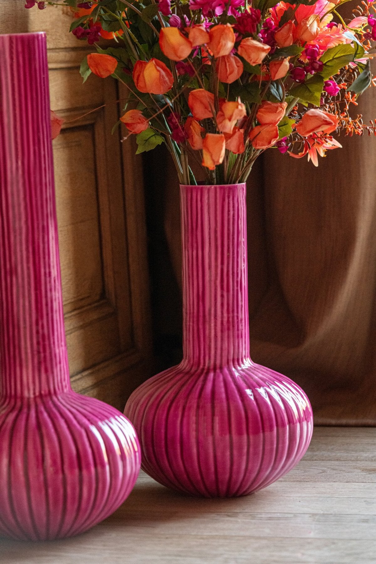 Vase en fer fuchsia petit modèle J-Line
