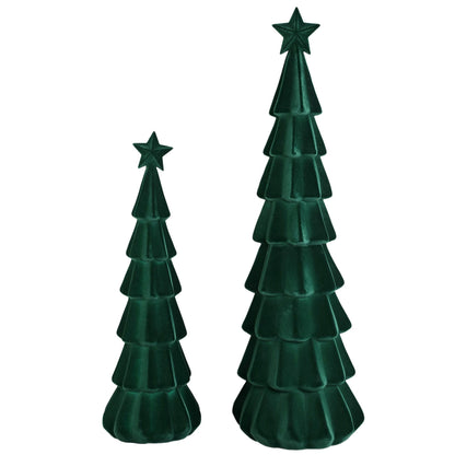 Yule Kerstboom Gelaagd Donkergroen Large van PTMD, twee maten kerstbomen in donkergroen naast elkaar op witte achtergrond